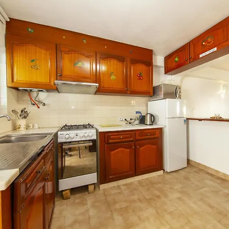 C06 - Water Tower Townhouse With Pool