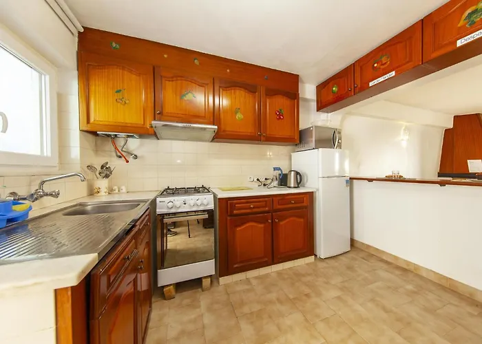 C06 - Water Tower Townhouse With Pool