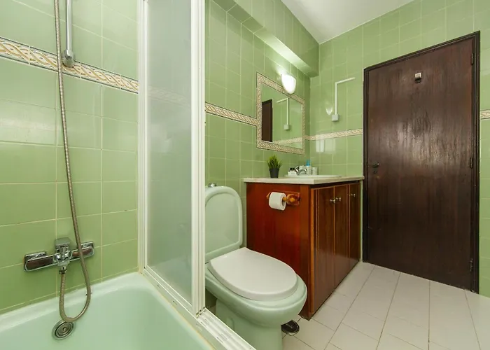 C06 - Water Tower Townhouse With Pool 別荘 *