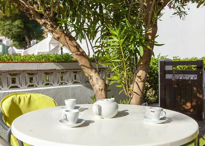 別荘 C06 - Water Tower Townhouse With Pool