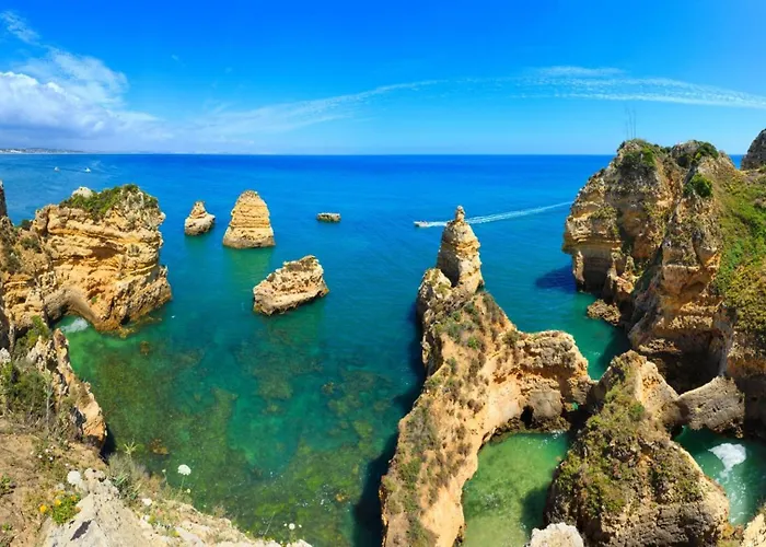 C06 - Water Tower Townhouse With Pool *