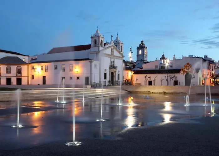 C06 - Water Tower Townhouse With Pool 別荘 ラゴス