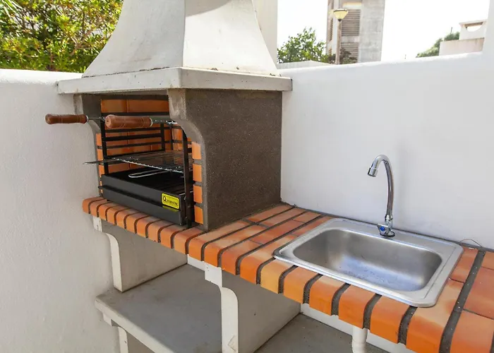 C06 - Water Tower Townhouse With Pool Lagos