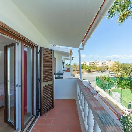C06 - Water Tower Townhouse With Pool * Lagos